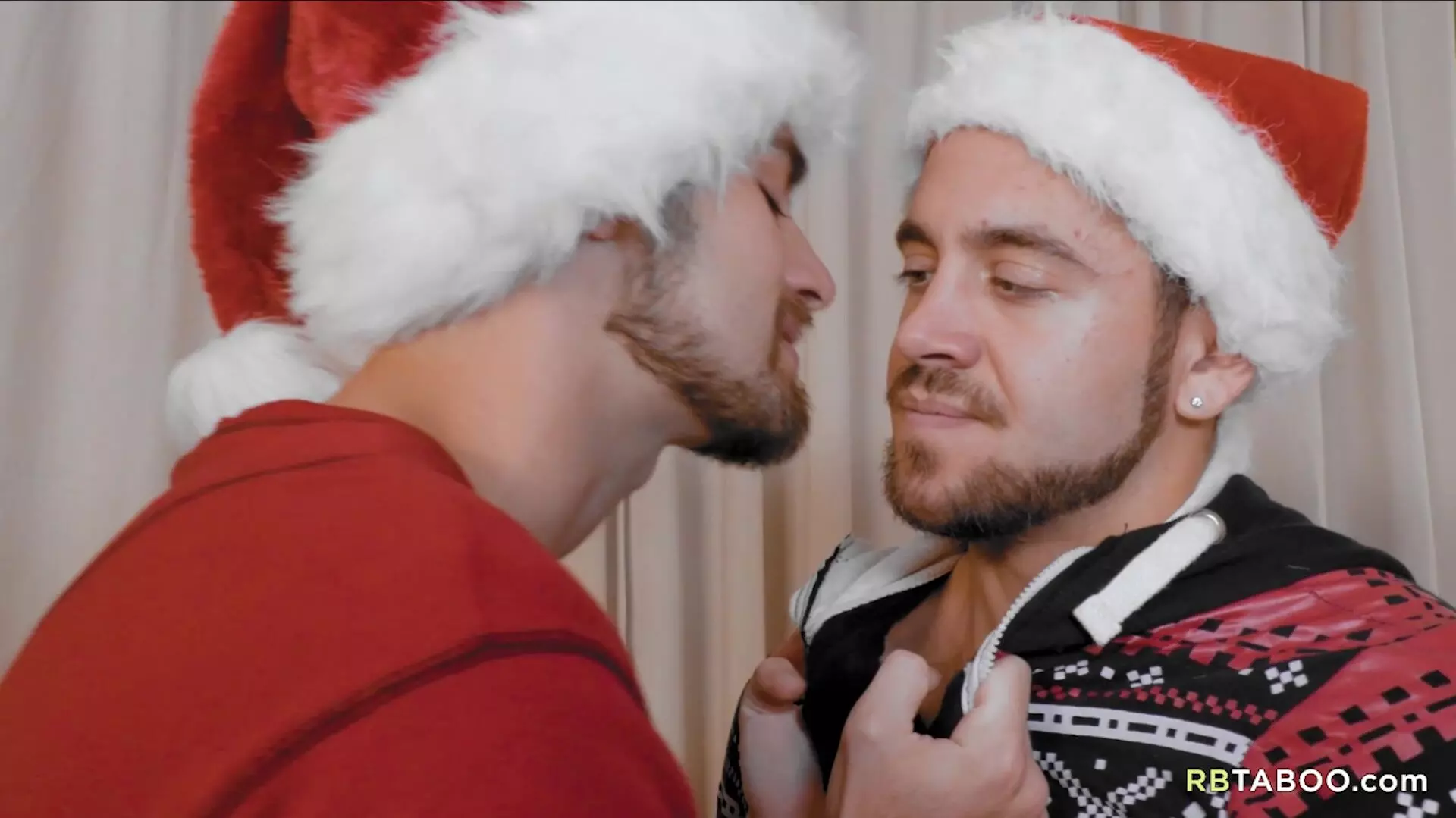 Santa Fucking Gay Porn - Lovely christmas gay fucking - Gay Porn