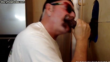 Gloryhole gaydaddy sucks BBC before fucked by white in sling