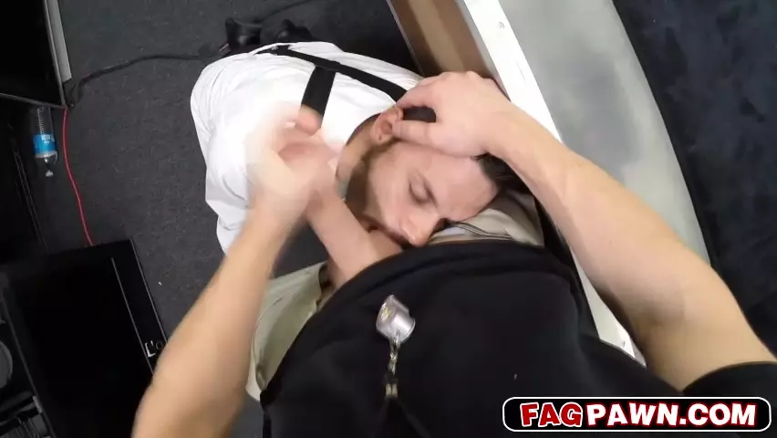 852px x 480px - Straight desperate guy sucking cock in public store - Gay Porn