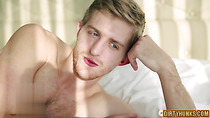Muscle gay flip flop and cumshot