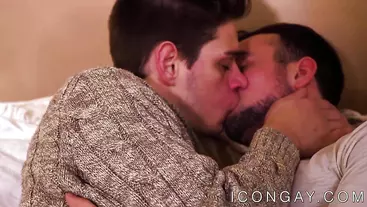Handsome gay Michael DelRay sucked off before anal funtime