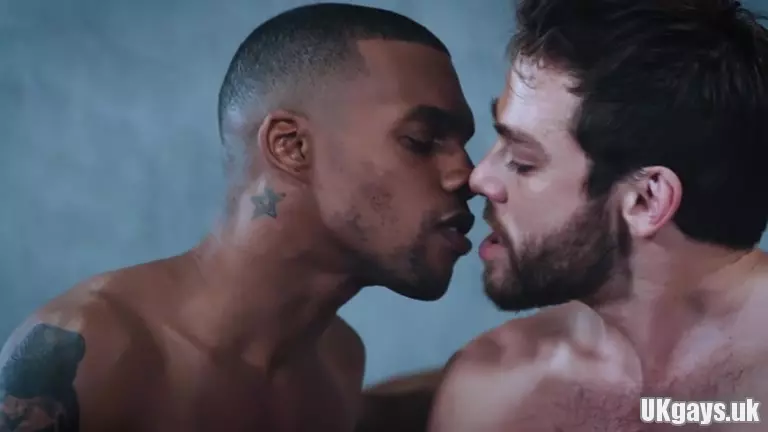 Interracial Gay Kissing Porn - Big dick gay interracial sex and cumshot - porno gay